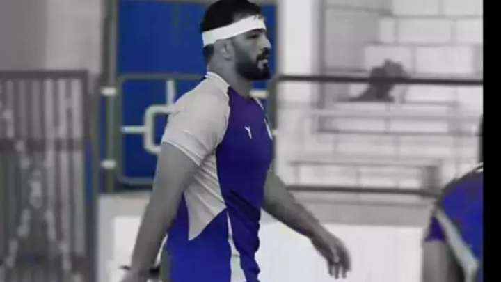 حسن یزدانی این هفته در لیگ برتر کشتی میگیرد؟