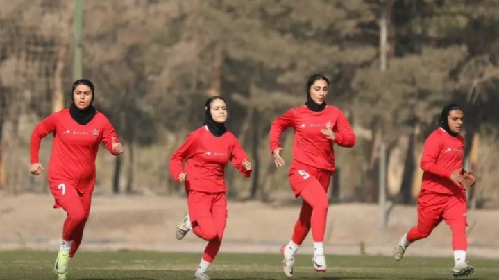 تمرین تیم بانوان پرسپولیس در آزادی