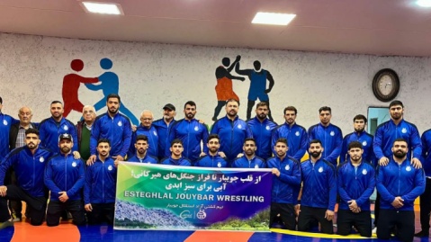 یک قدم تا صدرنشینی مقتدرانه