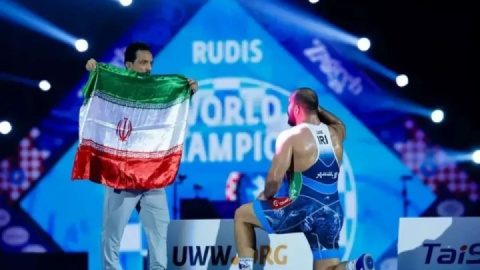 سه مسابقه در 21 روز