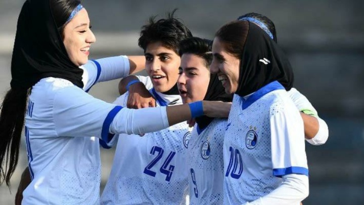 پیروزی پر گل استقلال در روز توقف وارش و فولاد