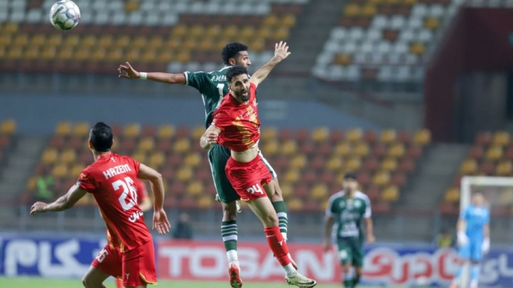 لیگ برتر قبل از زمستان یخ زد