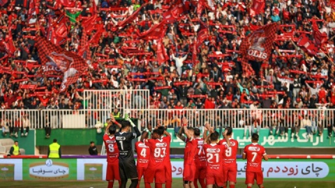 دربی کوچک‌تر در سکوت بد و زمین خوب