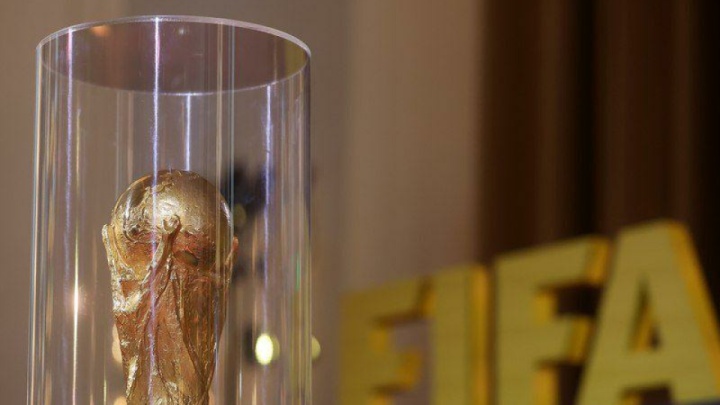 در عمل هم از تیم ملی حمایت کنید