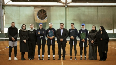 همدستی تاجرنیا با دختران تنیس‌باز