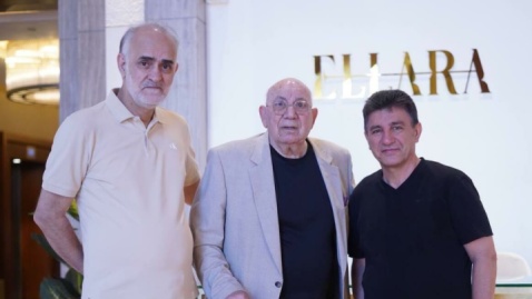 مردی بدون فریاد و بدون خودنمایی