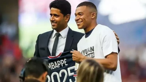 جنگ حقوقی با اسطوره باشگاه