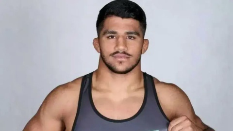 فرخی؛ پدیده کشتی فرنگی جهان