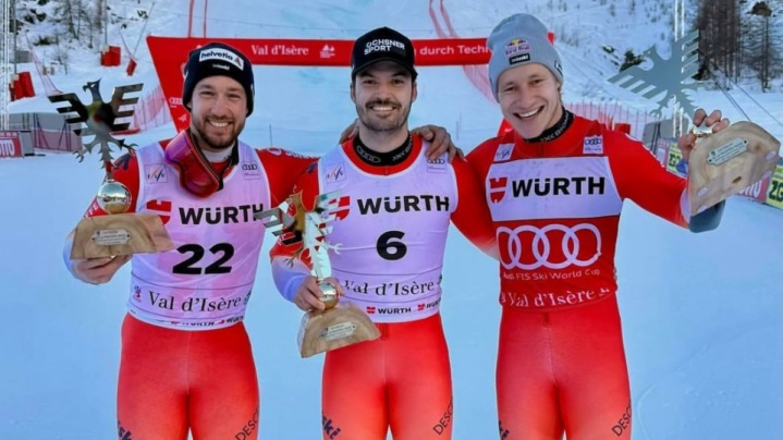 سوئیس تمام سکوهای مارپیچ بزرگ مردان را در جام جهانی اسکی آلپاین تصاحب کرد