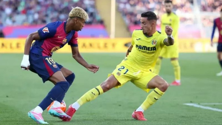 زیردریایی زرد مقابل ماشین گلزنی بارسا