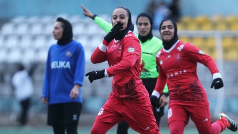 حاشیه‌های ادامه‌دار دیدار شیراز