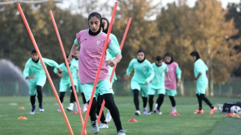 جعفری 30 بازیکن را به اردو فرا خواند