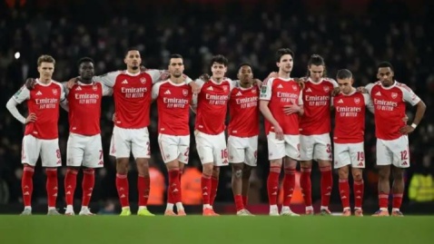 راه رفتن روی لبه تیغ