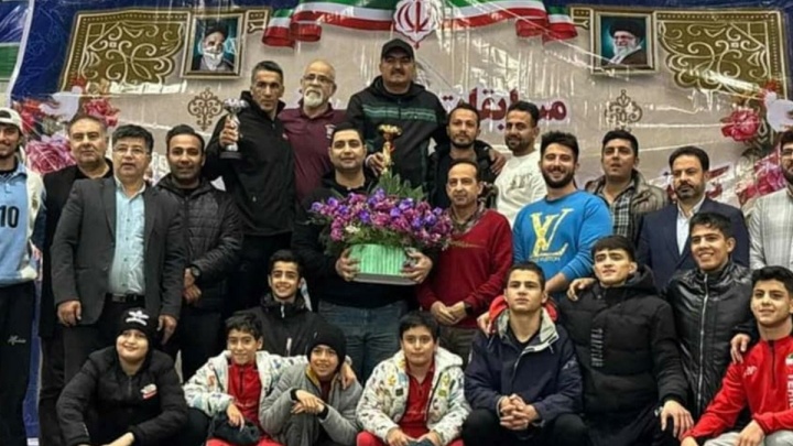 فشافویه شهرری قهرمان رقابت‌های کشتی فرنگی نوجوانان شد