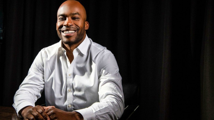 از خیابان‌های لندن تا مدیریت میلیاردی