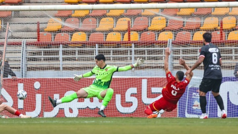 کرنر، بلای جان پرسپولیس