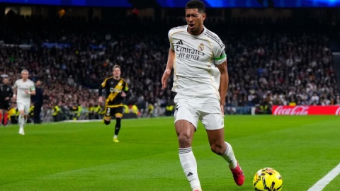 شکوه، اشک و شگفتی