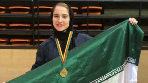 سیاست یک بام و دو هوا