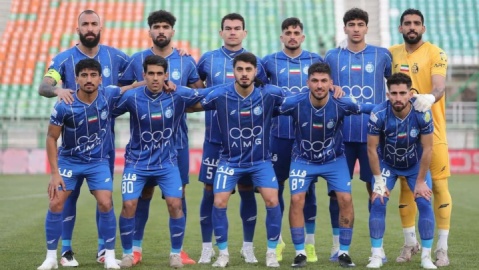 استقلال با مدعیان بازی ندارد