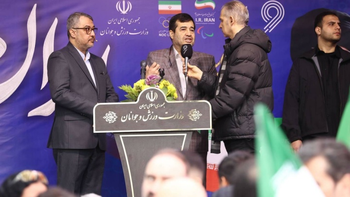 پیام قدردانی وزیر ورزش و جوانان در پی «آری» دوباره ملت در جشن انقلاب و حضور جامعه ورزش در سالگرد پیروزی انقلاب اسلامی