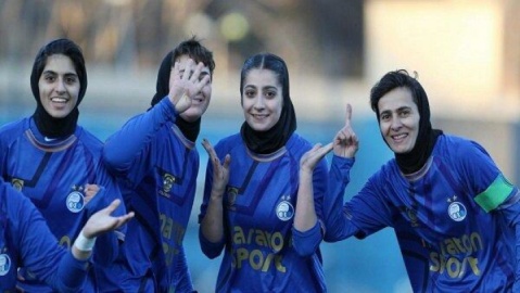 نفت در آتش استقلال سوخت