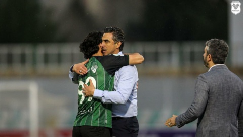 رحمتی می‌خواهد مدعی شود