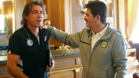 ساپینتو نیمه مربیان را می‌برد؟