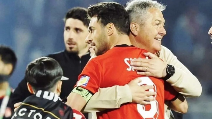 تراکتور در پیچ خطرناک