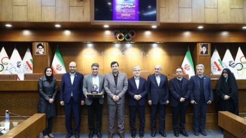 تقدیر از فدراسیون ووشو در اختتامیه رویداد ملی «از ایده تا کسب‌وکار در ورزش»