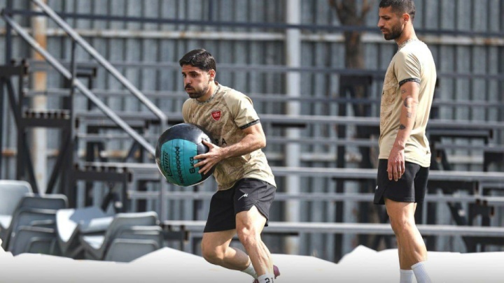 عمری و عالیشاه در ترکیب اصلی