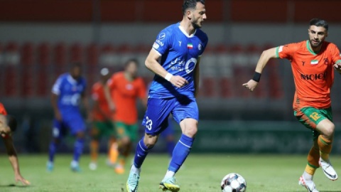 جدال صدر و بقا