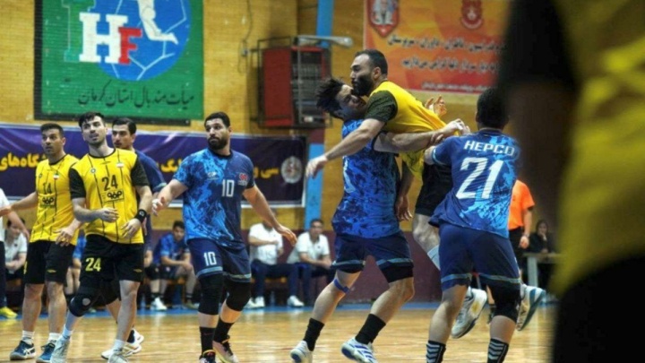 کامبک سپاهان در کرمان، دومین برد متوالی فرازبام