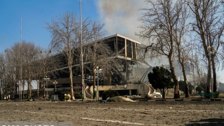 مدعیان صلح، تماشاگران سکوت