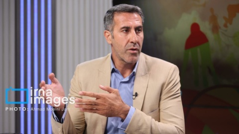 محمودی: مردم ایران حتی یک وجب از خاک کشور را نمی‌دهند