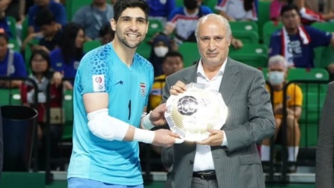 تماس رئیس فدراسیون با دروازه‌بان تیم ملی بعد از بمباران منزل مسکونی