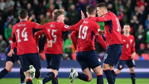 جنگ برای سه بلیت