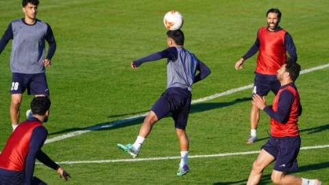 آقای قلعه‌نویی مغرور‌ها را کنار بگذار