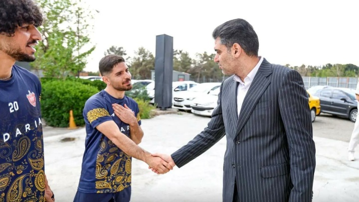 صحبت‌های تاج و زارعی تناقض دارد
