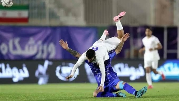 لیگ برتر ظرفیت ۱۸ تیم را ندارد