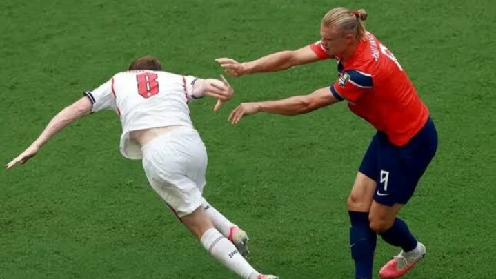 تو حسود هستی!