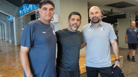 موجودی ناشناخته به نام علیرضا دبیر