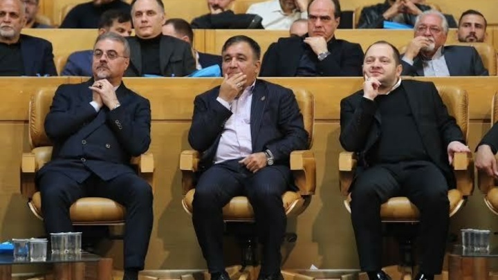 تاجرنیا تعامل نداشت، اعضای هیأت مدیره استعفا دادند