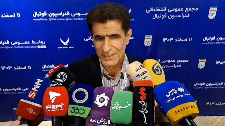 یکی طهمورث حیدری را از خواب بیدار کند