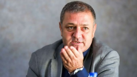 فوتبال بدون درآمد، فقط هزینه است؛ نه صنعت