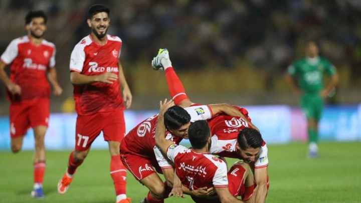 بر جای مانده از پرسپولیس در قزوین؛ آمار ، میانگین سنی و شادی گل عجیب