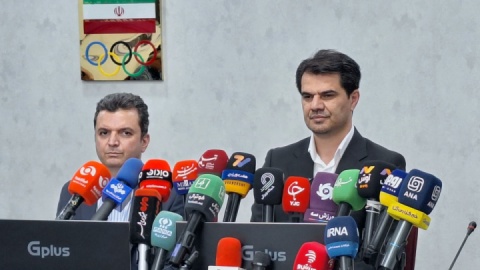 عزیزی: بعد 100 سال به بازی‌های آسیایی می‌رویم اما زمین نداری