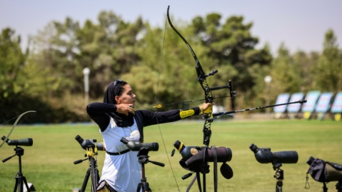 خیلی دور، خیلی نزدیک