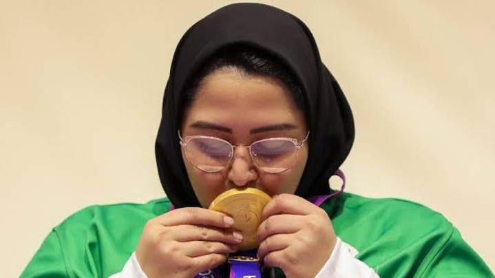 ملکه جدید آمد