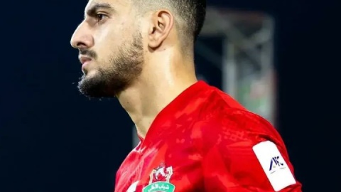 سیفی بالاتر از آزمون و عزت‌اللهی