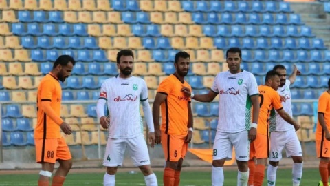 مس شهربابک به دنبال فرار از سقوط